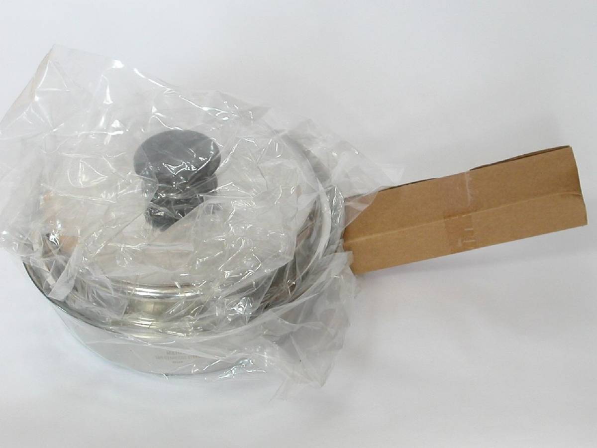 【送料無料! アムウェイ amway 中フライパン 現行未使用品 2012年製 料理本(らくらくアムウェイクイーン)とトリプルバッズ1個付き】