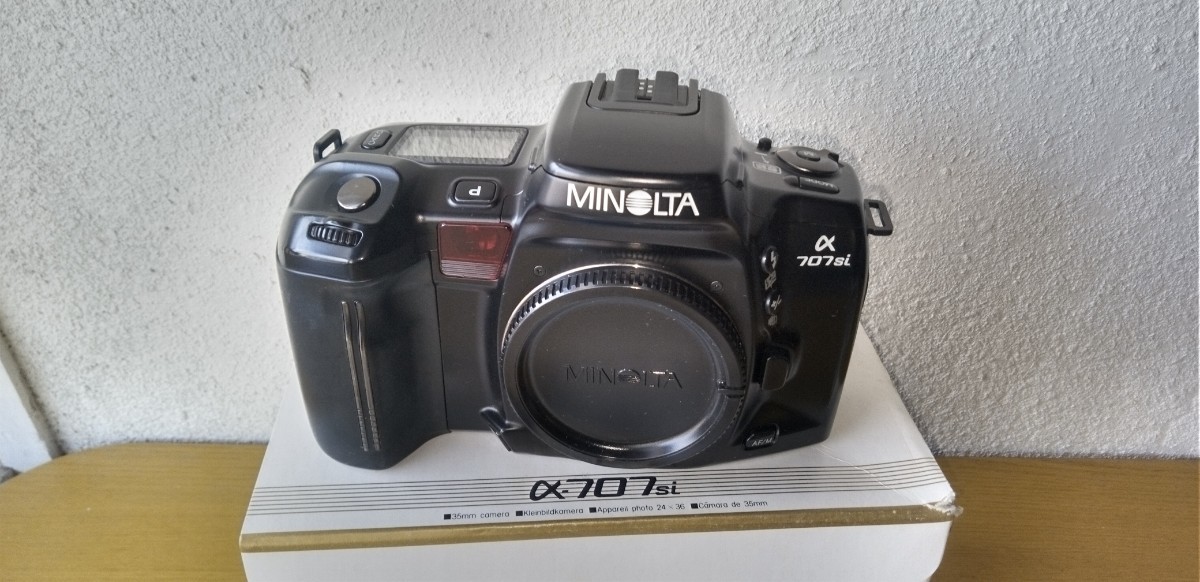 新同品・美品◇ミノルタ α707si+VC-700 箱・取説等付属品揃ってます
