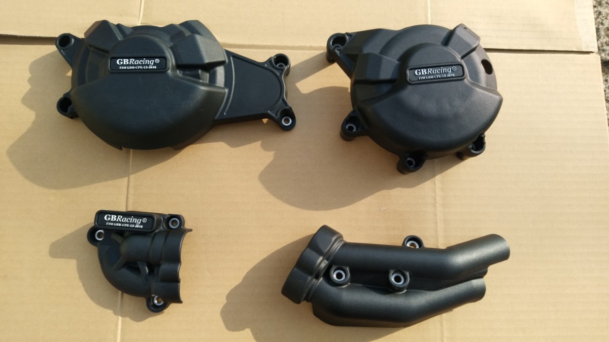 YAMAHA テネレ700、MT07、XSR700 GBracing エンジンカバー、ウォーター 