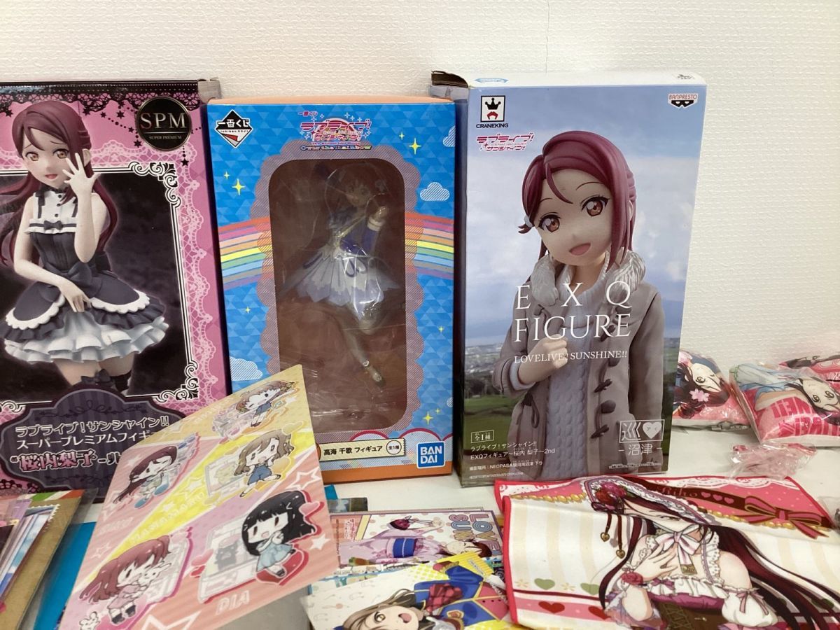 現状】 ラブライブ グッズ まとめ売り 缶バッジ クリアファイル
