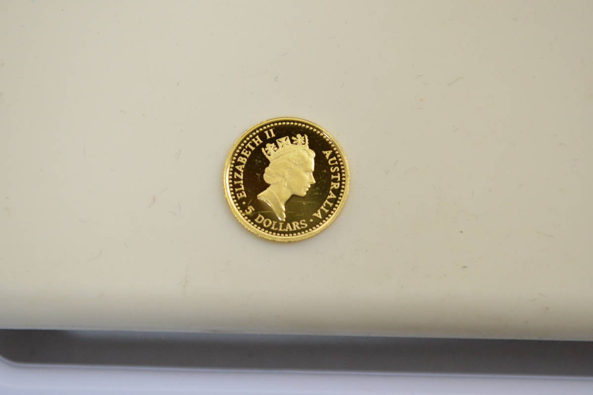 1991 オーストラリア 1ドル銀貨 5ドル金貨 5ドルプラチナコイン プルーフセット 木製ケース付き アンティーク  骨董(オセアニア)｜売買されたオークション情報、Yahoo!オークション(旧ヤフオク!) の商品情報をアーカイブ公開 -  オークファン（aucfan.com）