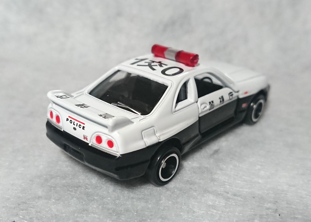 トミカ スカイライン GT-R パトロールカー R33 警視庁パトカー 交通
