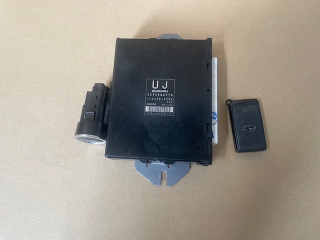 H22年 GH8 インプレッサ エンジンコンピューター スマートキー