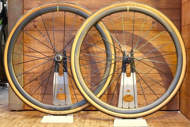 マヴィック MAVIC コスミック ディスク COSMIC SLR 32 DISC カーボン チューブレスレディ ホイールセット シマノ12/11S 【東京南麻布店】