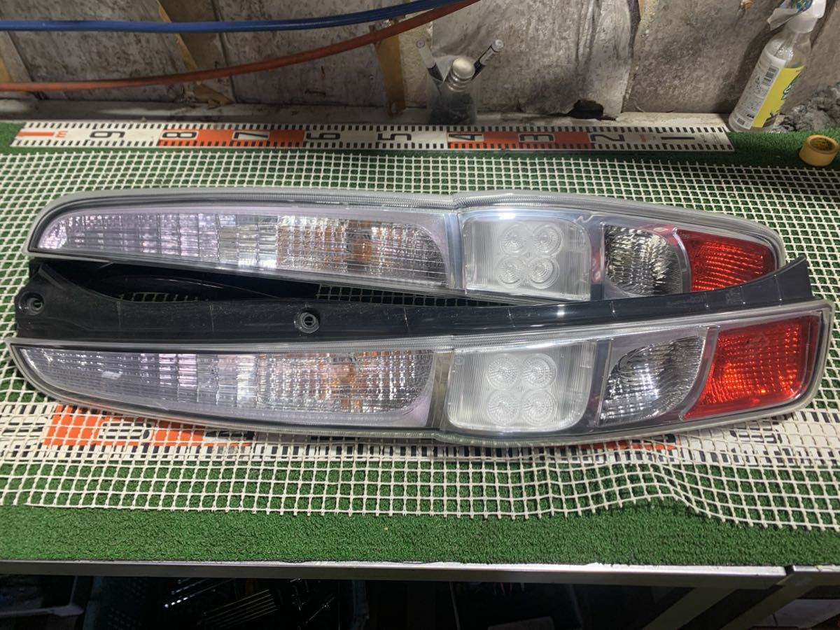 ダイハツ　ムーブLA110Sテール la100s la110s ムーブカスタム テール クリア 左右 LA100S LA110S