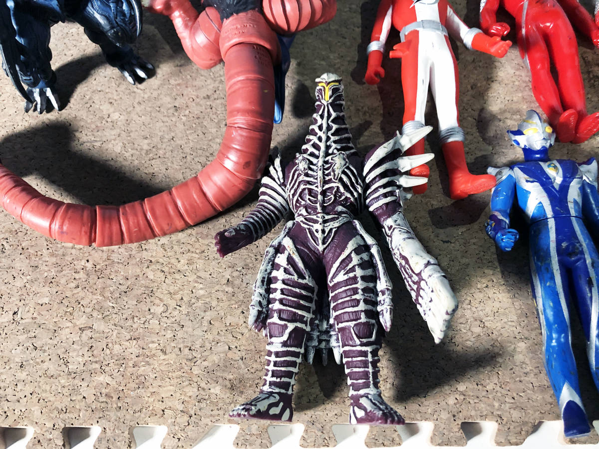 値下げ中　S.H.Figuarts 真骨彫製法 ウルトラマン ソフビ ウルトラマン ウルトラ怪獣 怪獣 まとめ売り 42体セット 中古