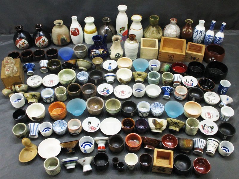 3718 酒器 大量 まとめて/有田焼 文山 花山 白山陶器 徳利 銚子 猪口 ぐい呑 引盃 杯 染付 色絵 金彩 練込 蛇の目 春画 硝子 在銘 等