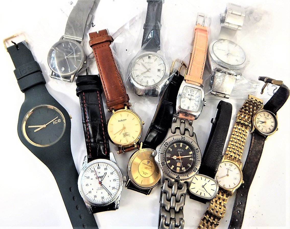 1円～ おたからや ◆Y0316-17 【ジャンク品/部品取り用】BURBERRY/Paul Smith/Folli Follie/他 メンズ レディース 腕時計 他 おまとめ