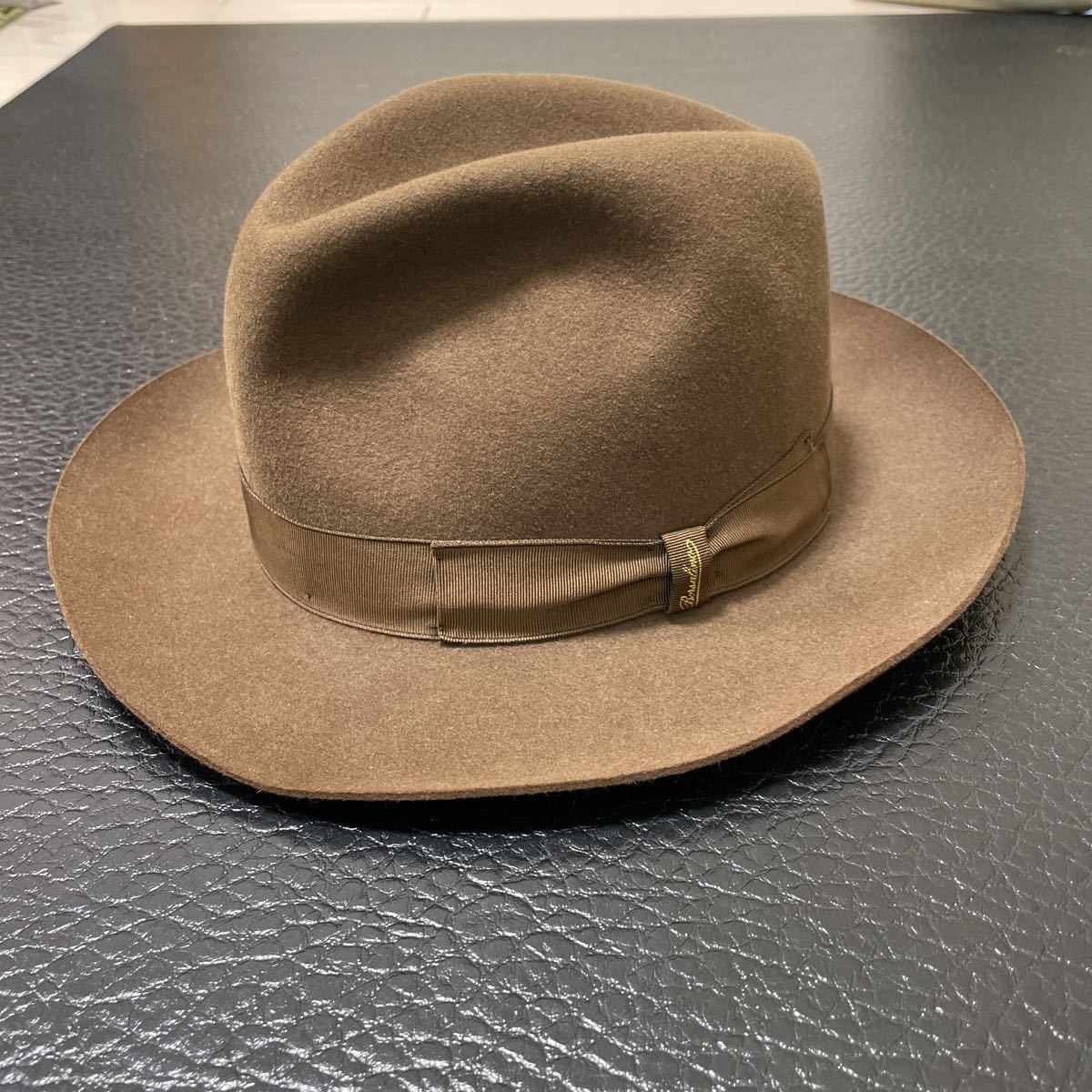 美品　ボルサリーノ　中折れハット　ラビットウール　イタリア製　ブラウン　58 Borsalino ボルサリーノ 秋冬 ハット 58 ラビットファー 美品