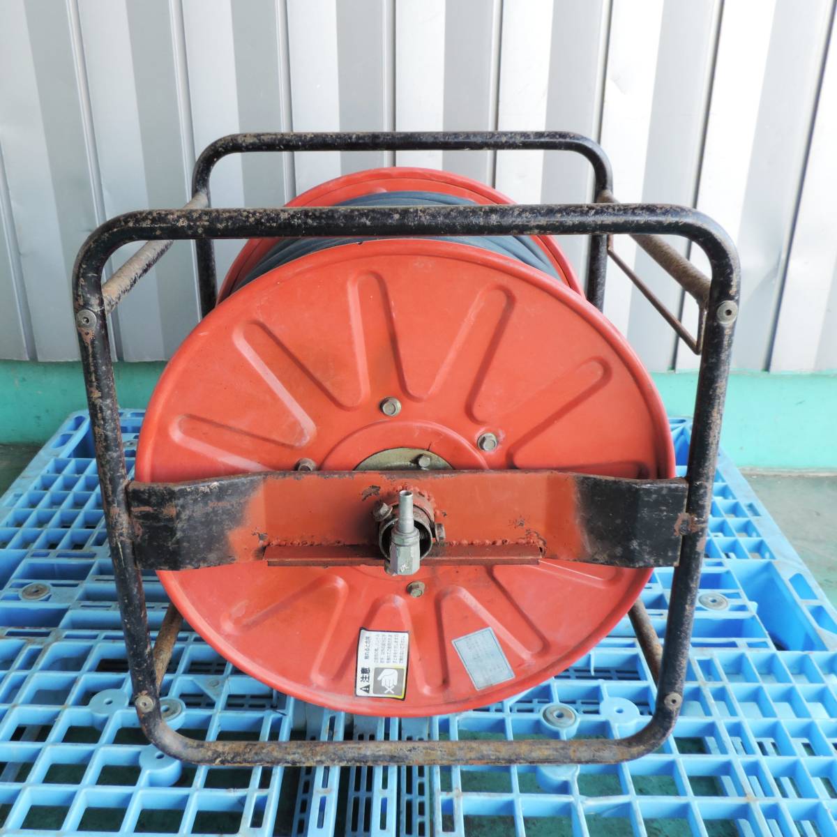 新潟】ホースリール 約150m 動噴 噴霧機 ホース ドラム リール 巻き