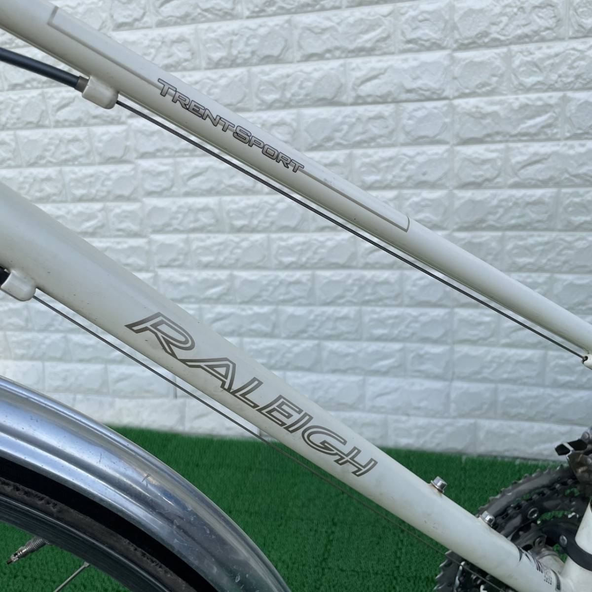 E79田☆【直接受け渡し限定 京都市伏見区】RALEIGH TRENT SPORT 28 