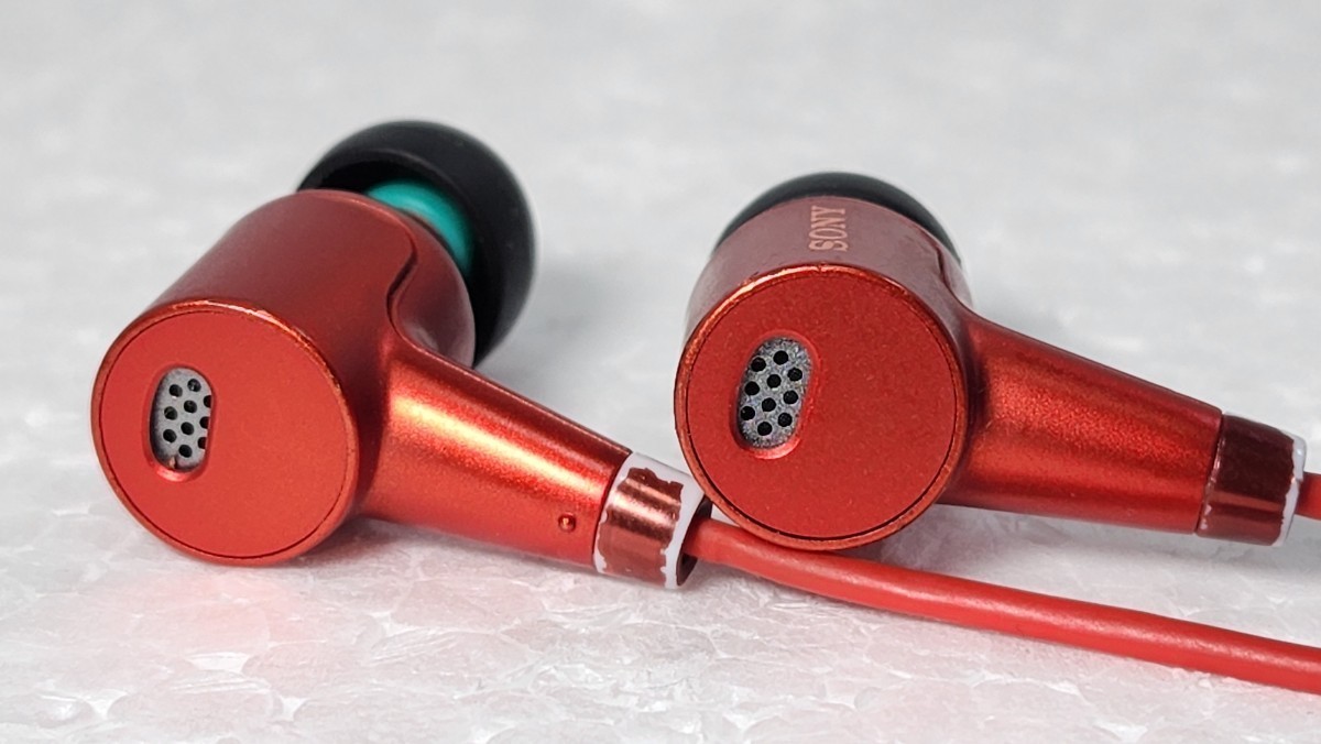 □SONY MDR-NW750N NW-A35HN付属イヤホン シナバーレッド ハイレゾ対応