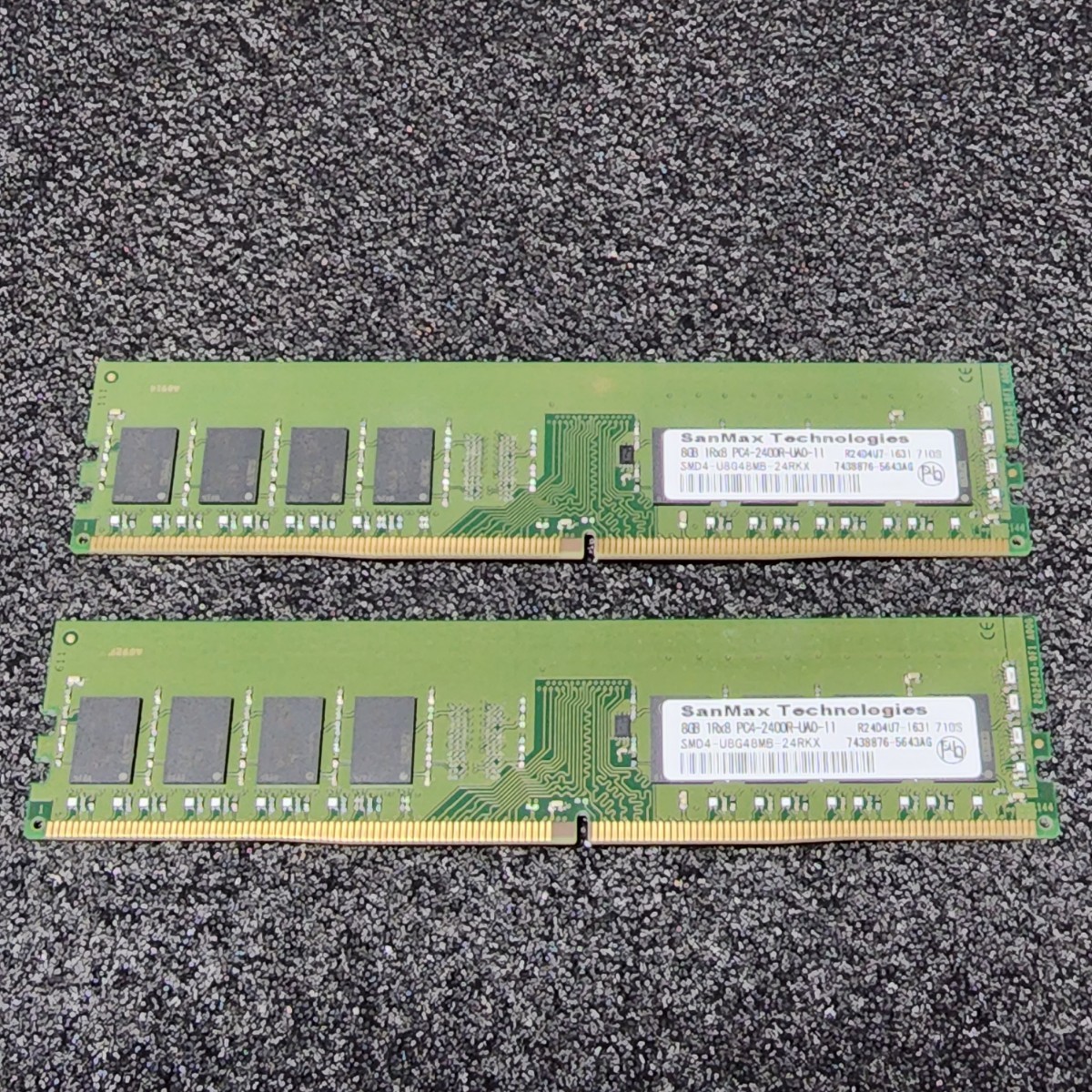 SanMax DDR4-2400MHz 16GB (8GB×2枚キット) SMD4-U8G48MB-24RKX 動作確認済み デスクトップ用 PCメモリ 