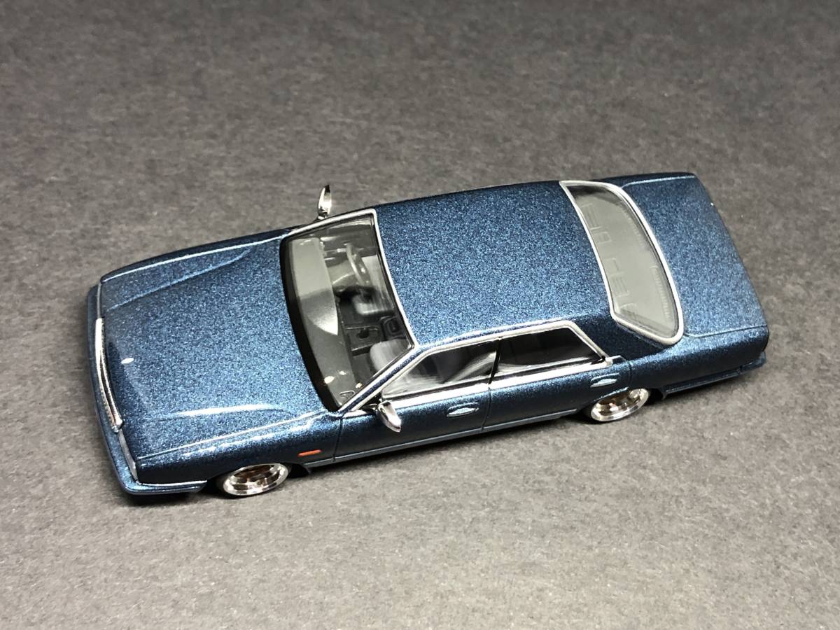 ミニカー トミカリミテッドヴァンテージ 1/64(改) 日産 セドリック