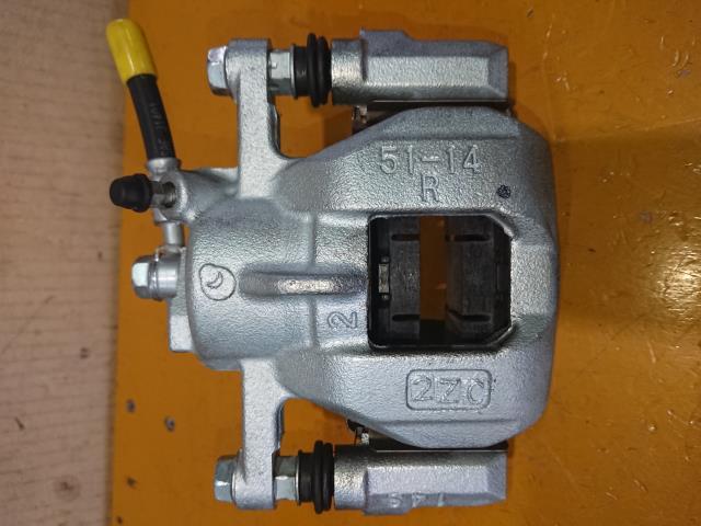 ハイゼット 3BD-S700V 右Fキャリパー 47730-B5050 198787