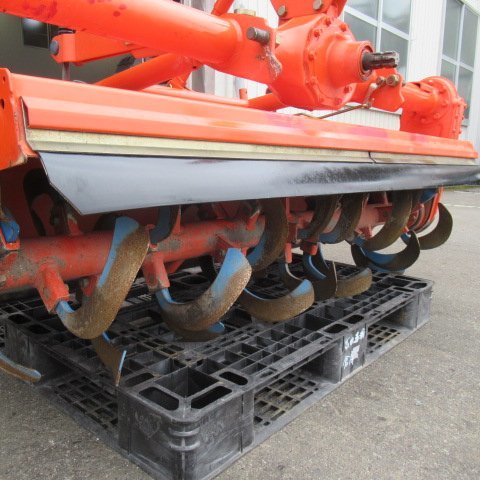 富山 クボタ ロータリー RL15G 尾輪付き 19~26馬力 耕運幅 約1500mm 富山 クボタ ロータリー RL15G 尾輪付き 19~26馬力 耕運幅 約1500mm