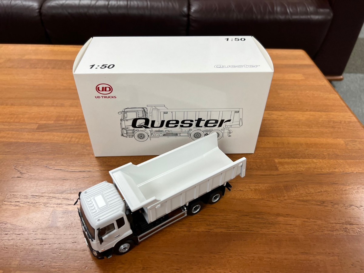 UD TRUCKS クエスター Quester 1/50 非売品 1⁄50 UD Quester トラック