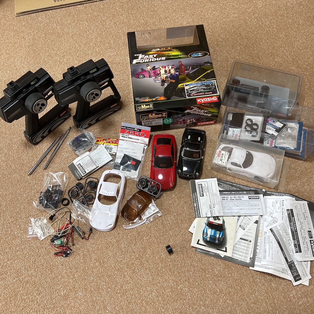 京商　KYOSHO MINI-Z ミニッツレーサー　まとめ売り ☆100円〜ジャンク品 ミニッツレーサー2台＋パーツ色々セット京商 京商