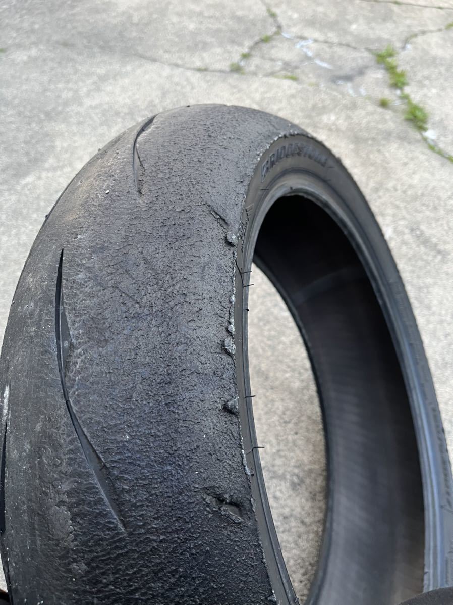 中古】ブリヂストン BATTLAX RACING R11 前後セット 22年製造