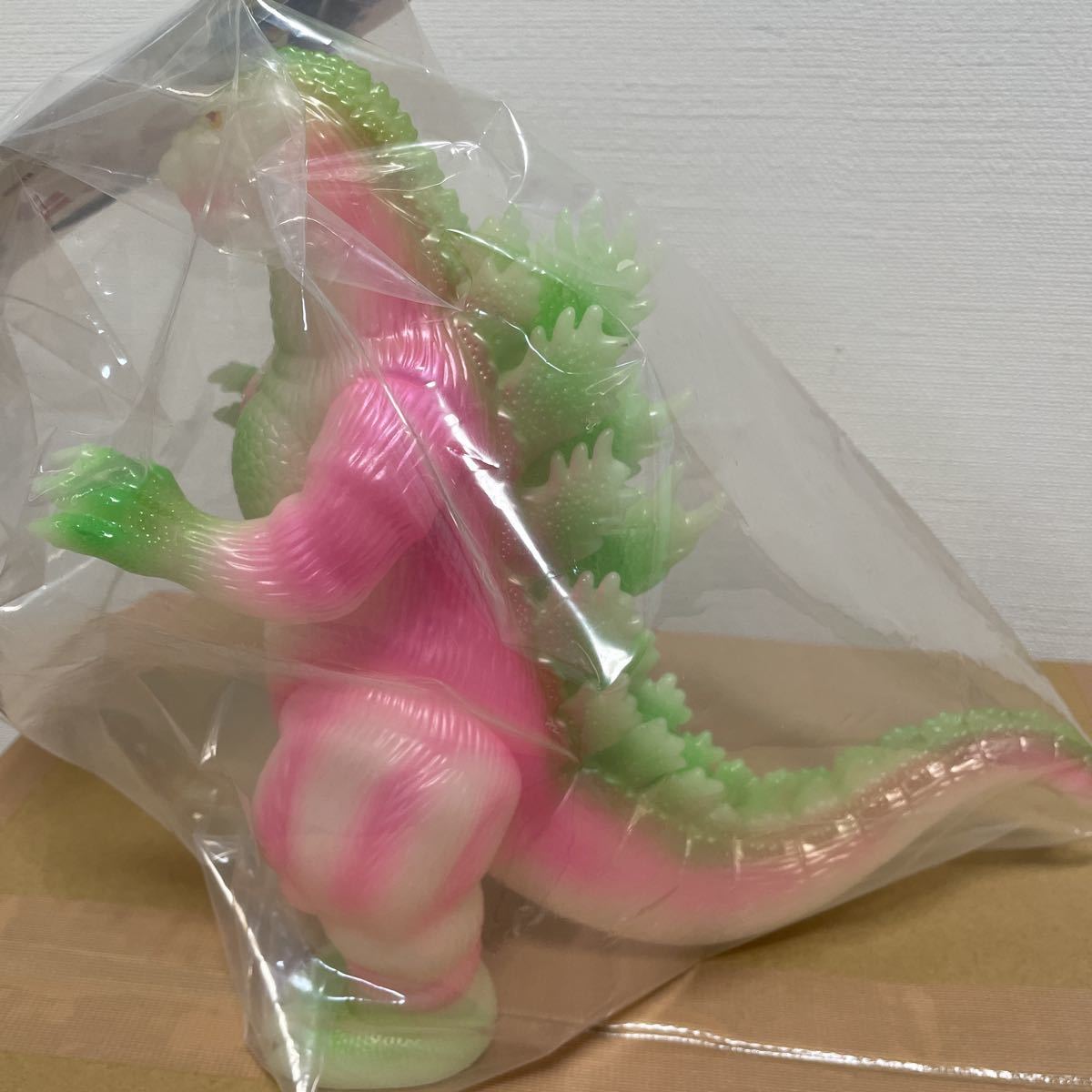 ゴジラ 1989 ビオゴジ 350 ピンク MARUSAN スーフェス ゴジラ 1989 ビオゴジ 350 ピンク MARUSAN スーフェス ゴジラ 1989