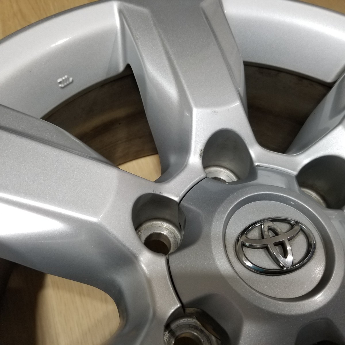 トヨタ 150系 ランクル プラド 純正ホイール 17インチ 4本 中古ナット 