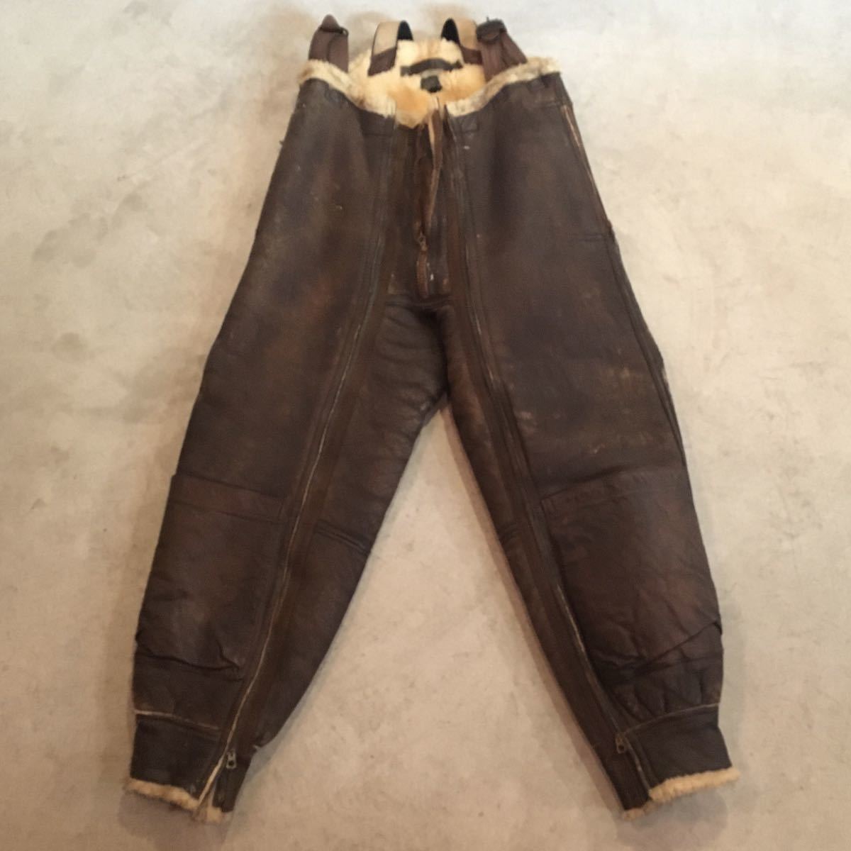 US AIR FORCE エアロレザー AERO LEATHER ビンテージ 40s ミリタリー A-3 A3 フライトパンツ 36R ボンバー ムートン CONMAR コの字留め 茶