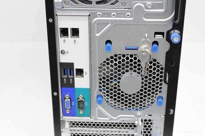 現状 ProLiant ML310e Gen8 v2 Xeon E3-1220 v3 /8GB/USB3.0☆