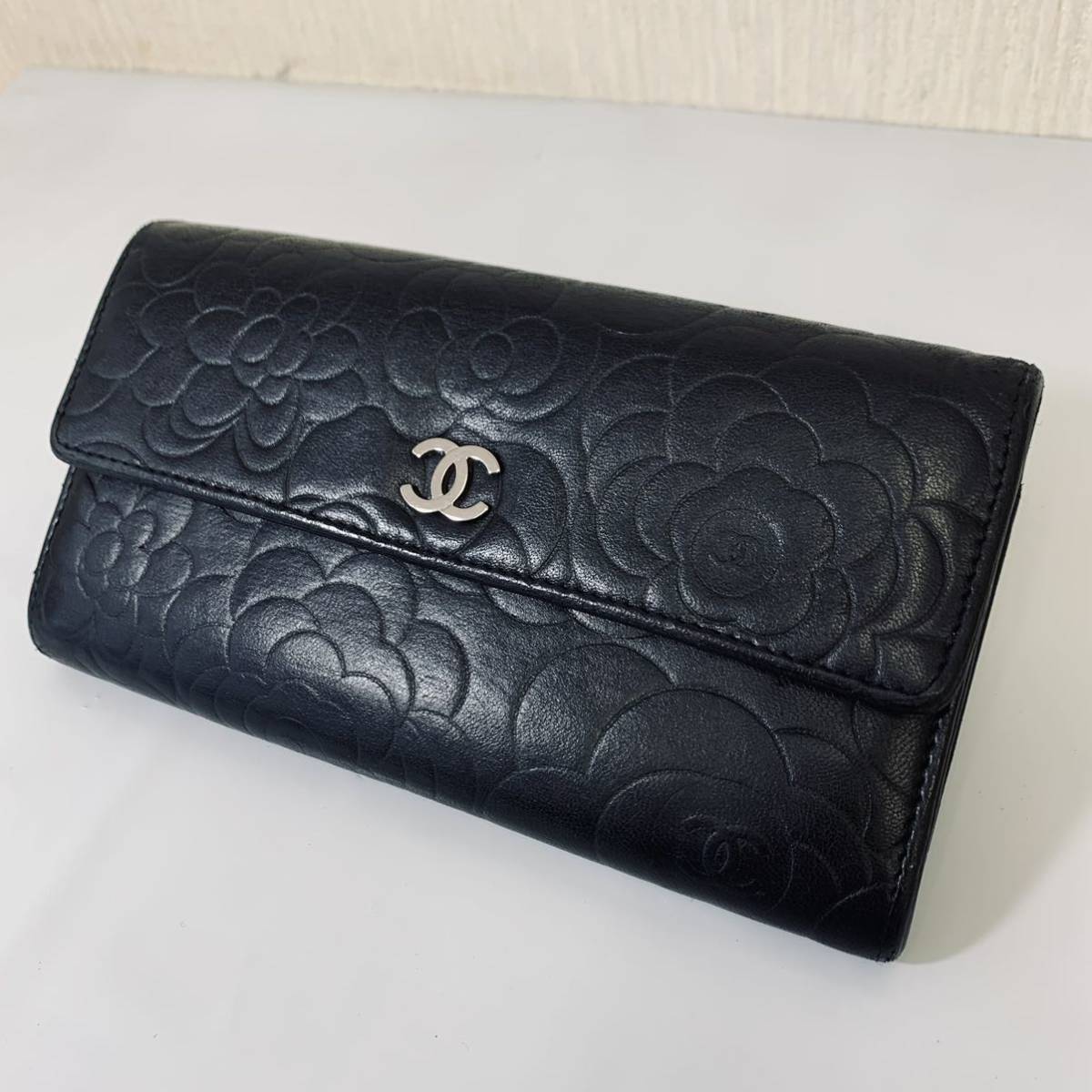 CHANEL シャネル カメリア レザー 本革 長財布 きれい 美品 黒 BLACK 高級 ブランド おすすめ 大人気 おしゃれ アイテム ナンバーシール