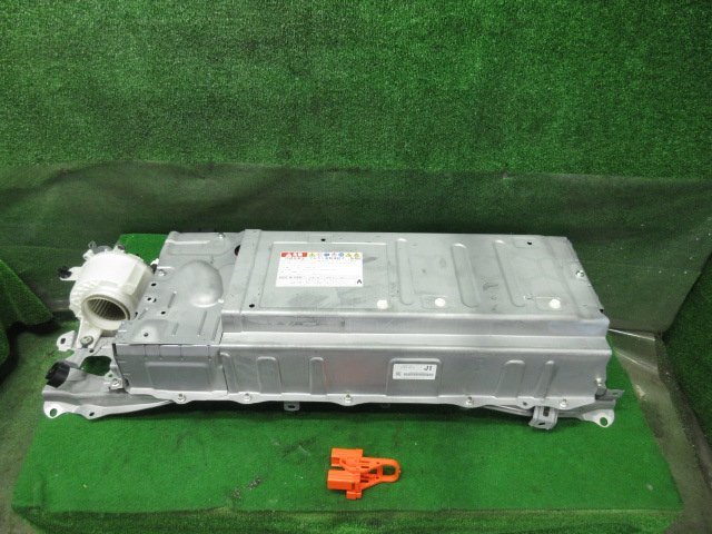 トヨタ ミリ波レーダーセンサー C-HR 88210-10070