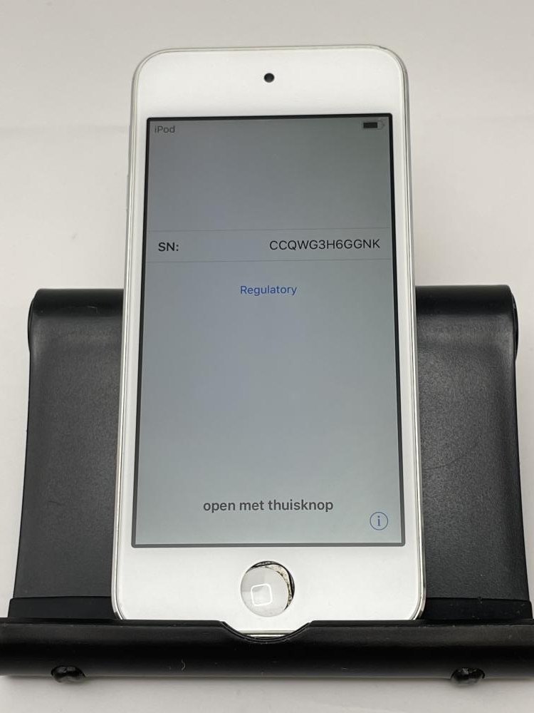K32【ジャンク品】 iPod touch 第6世代 32GB シルバー 【公式通販】