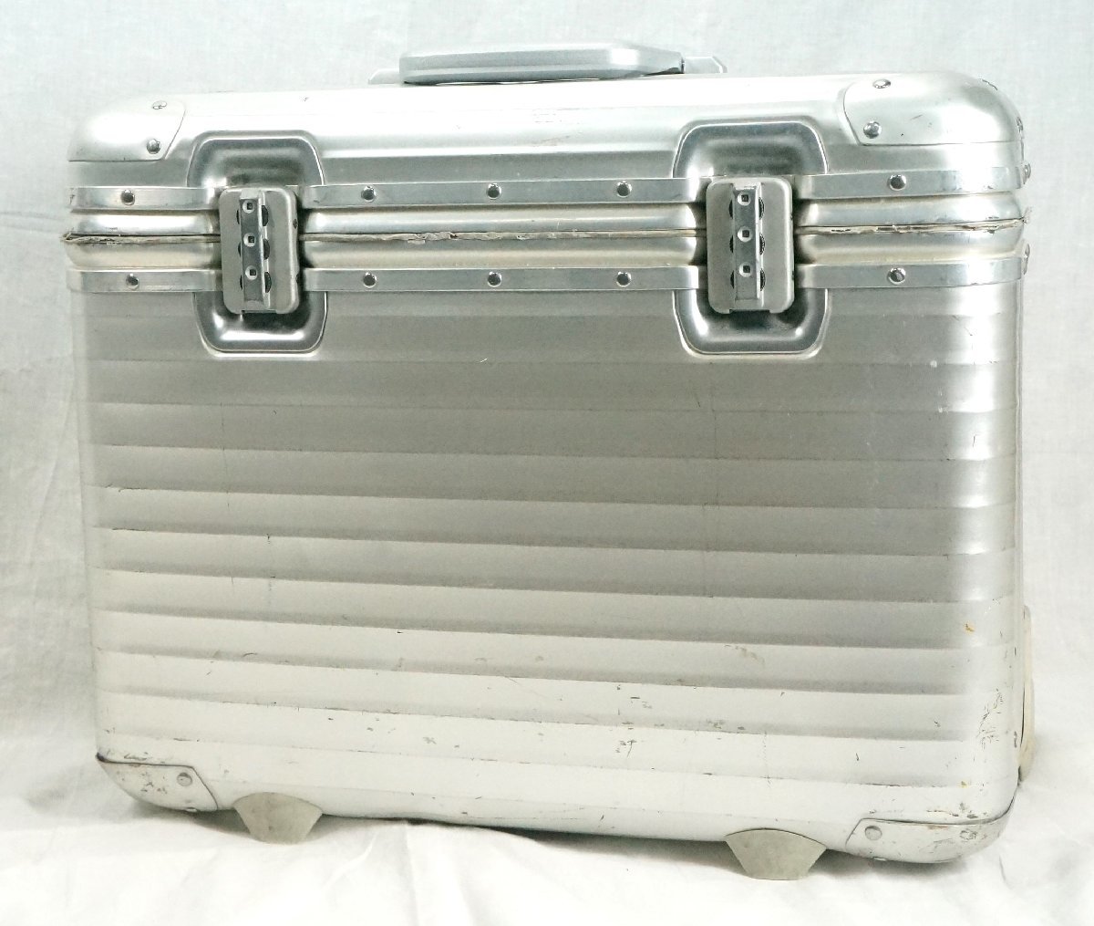 05□【現状品】RIMOWA リモワ アルミニウムボディキャリーケース