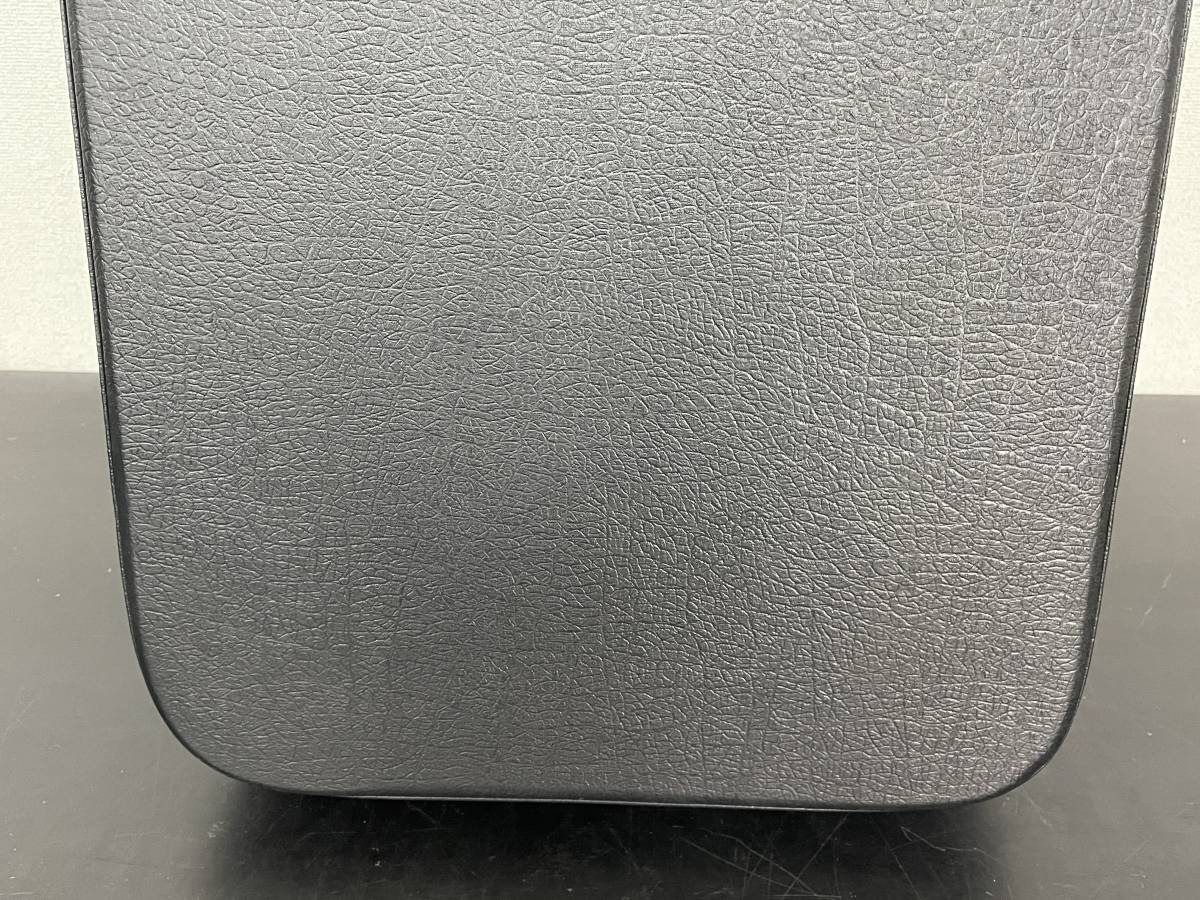 ★5-4-12-11TA★ メーカー不明 ギターケース ハードケース カギ付 中古品_9