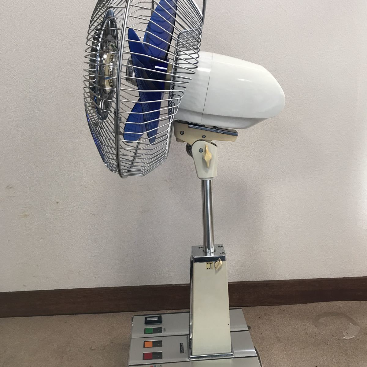 三菱アンティーク R30-SX4 中古品 レトロ扇風機 扇風機 R30-SX4 三菱
