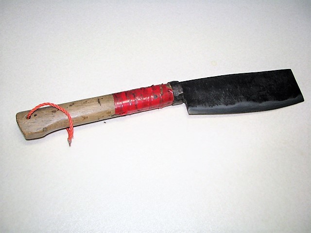 【山成】　鉈 　なた　ナタ　鍛造品　スプリング鋼　枝打ち鉈　両刃