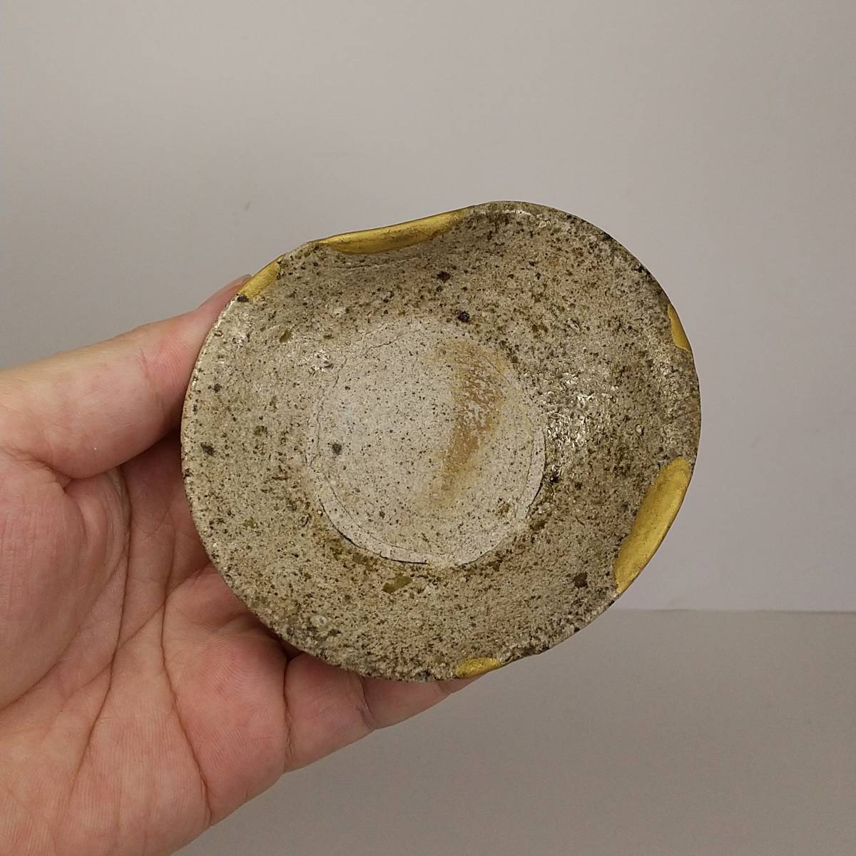 茶犬】桃形の山盃 山茶碗猿投白瓷 平安時代末期