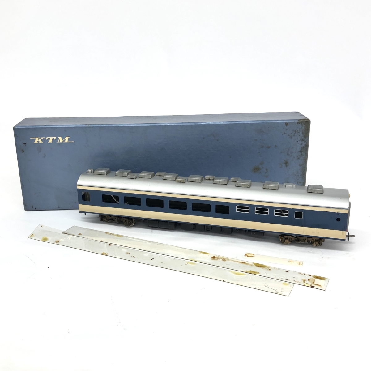 KTM 鉄道模型 寝台特急電車 581系 モハネ580形 本体 寝台特急電車 581系 KTM HOゲージ カツミ モハネ580形 KATSUMI Yahoo 1円