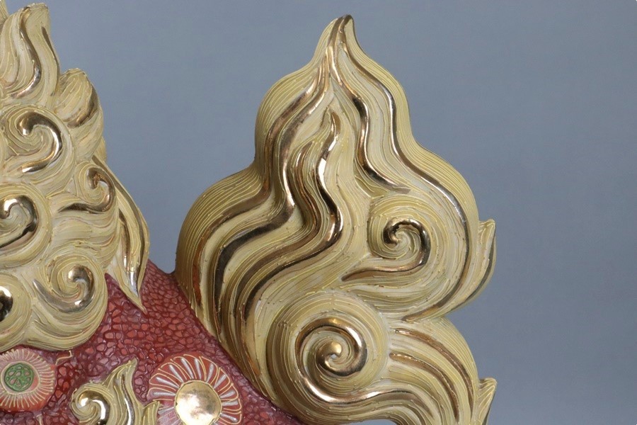 チャん　ハン　様　売約済　極希少　九谷焼　細密　玉乗り　赤獅子　八幡窯　須栄義 九谷焼・八幡窯・須栄義・刀咥・玉乗り獅子・No.210513-26・梱包サイズ