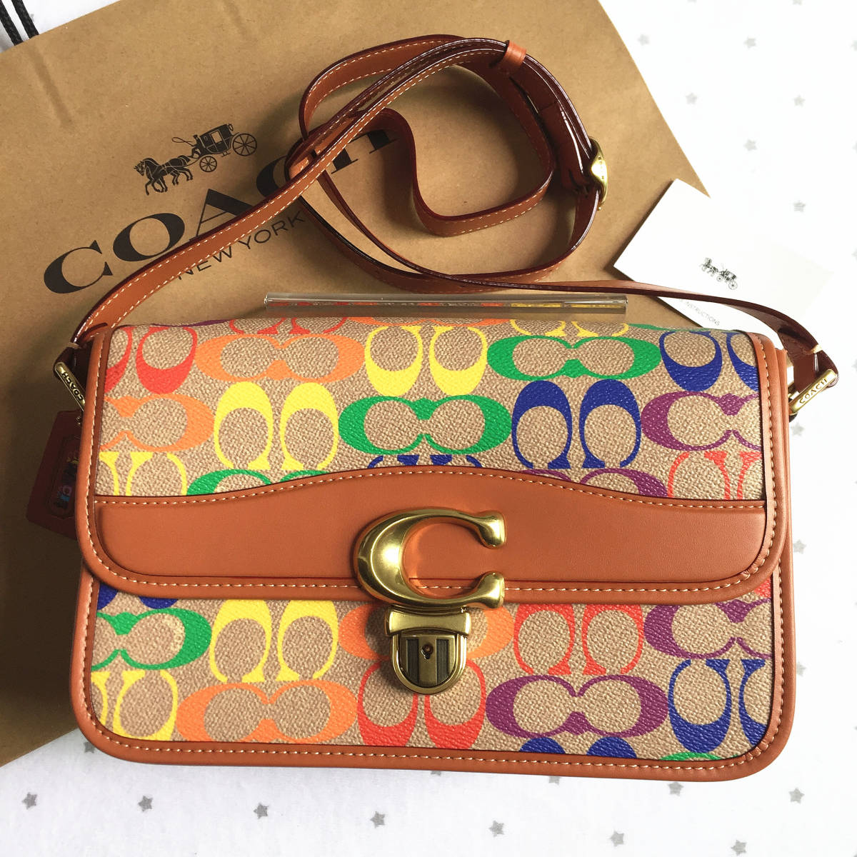 新品未使用】COACH コーチバッグ CA106 レインボー シグネチャー 