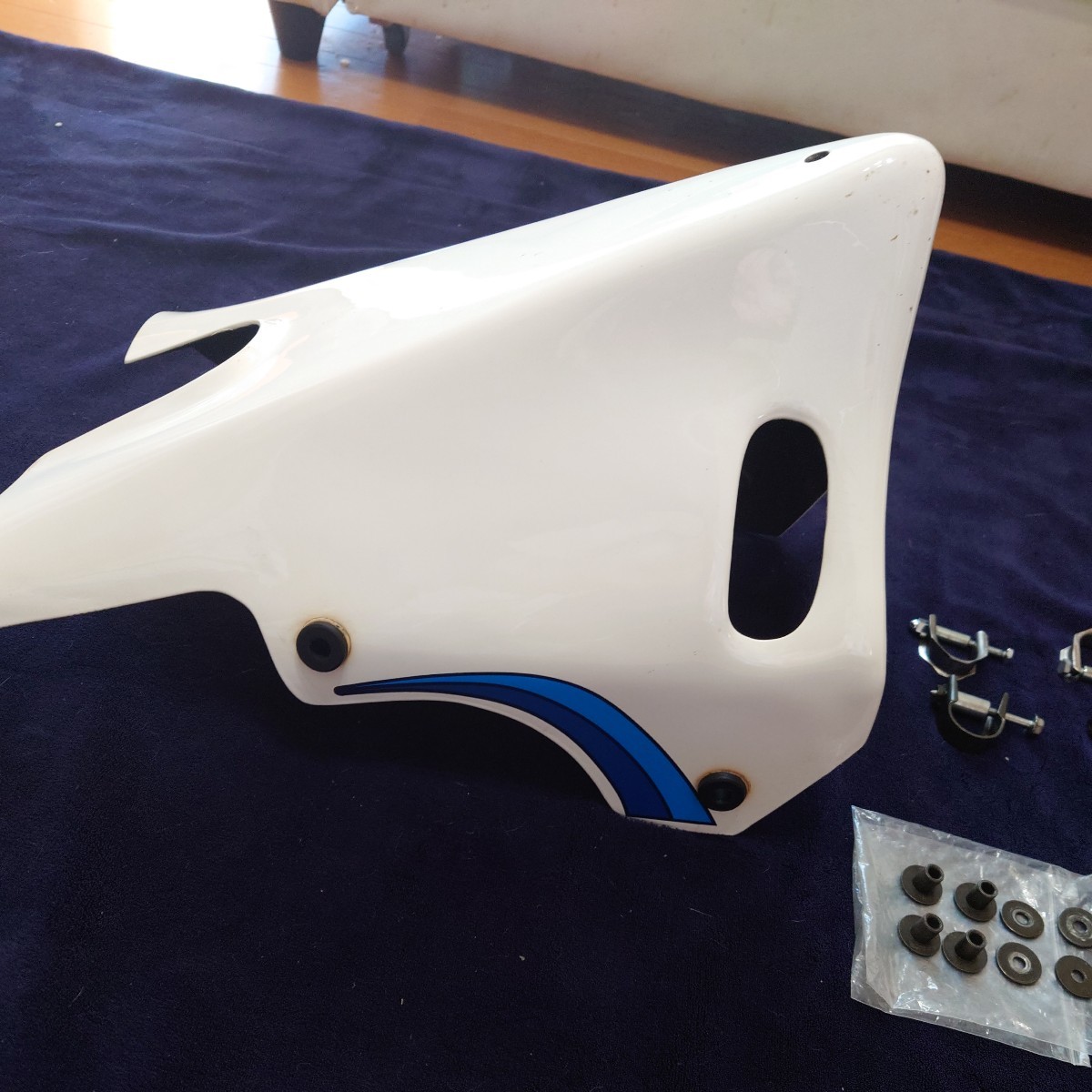 ま*ゅ様 現状ジャンク品 YAMAHARZ250/350？ アンダーカウル 当時 RZ350用アンダーカウル アンダーカウル RZ250 YAMAHA RZ350(4U0).RZ250