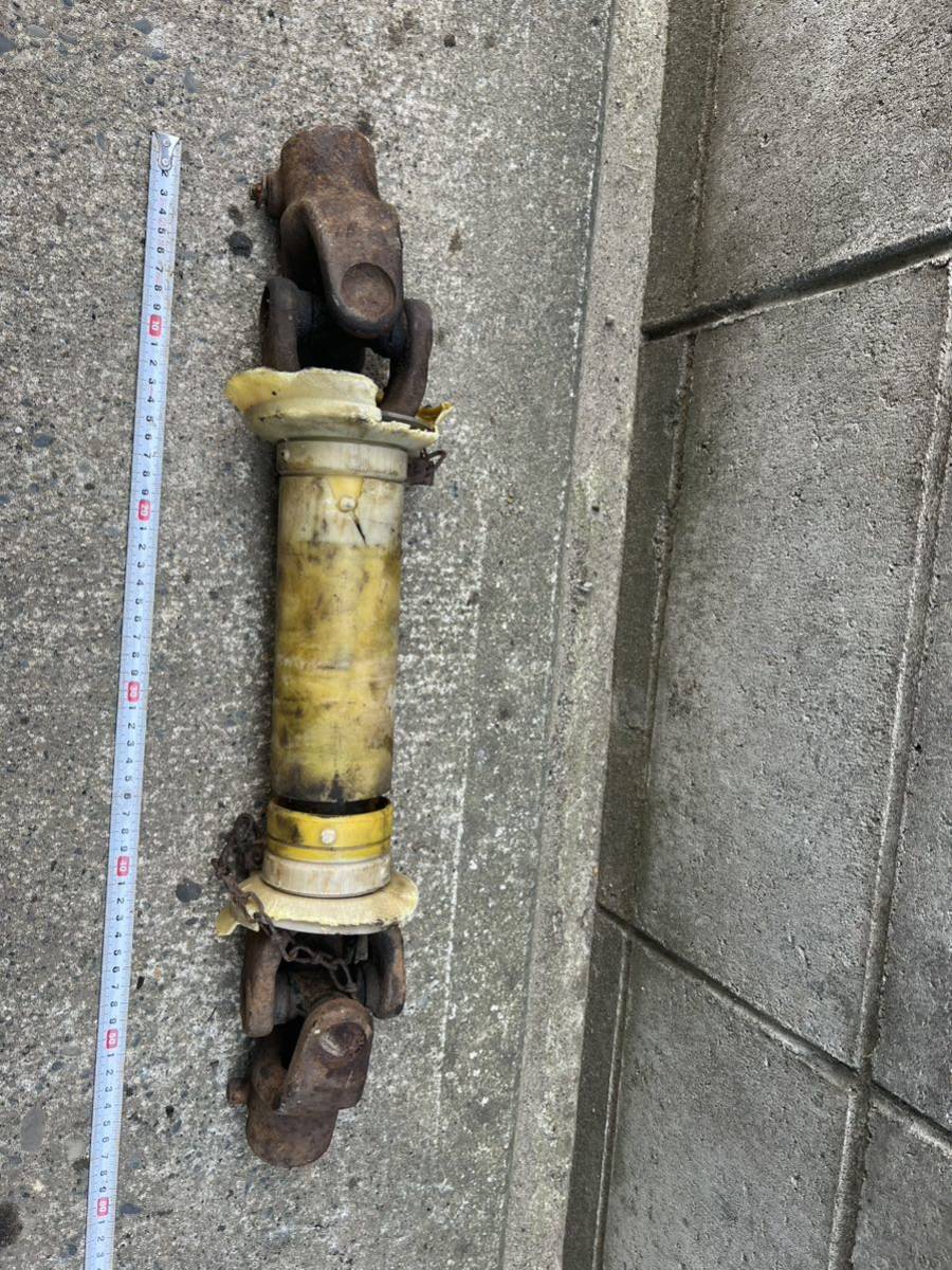 56 トラクター　ユニバーサル　ジョイント全長約55cm-70cm