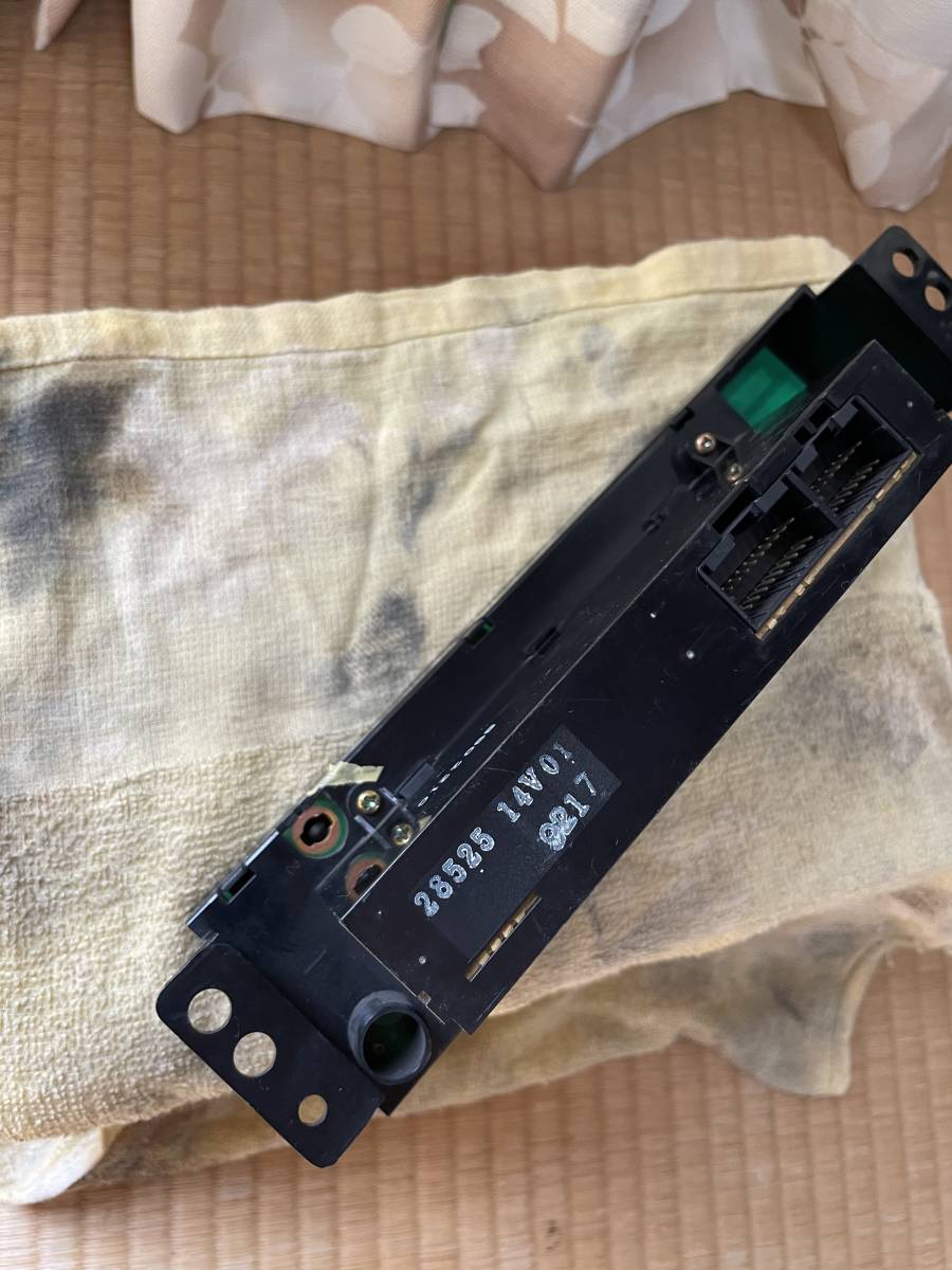 Y31 Y31 セドリック グロリア シーマ エアコンパネル オートアンプ修理