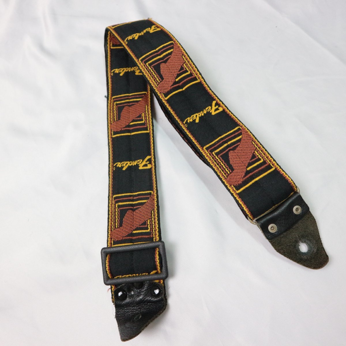 【★横ロゴ★】　Fender フェンダー ギターストラップ ビンテージ　フェンダー