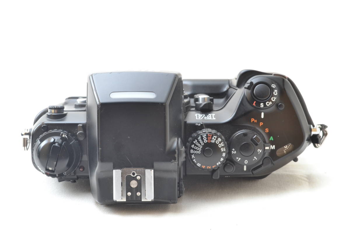 美品 ニコン Nikon F4S 一眼レフ MF フィルムカメラ ボディ DP-20 MB