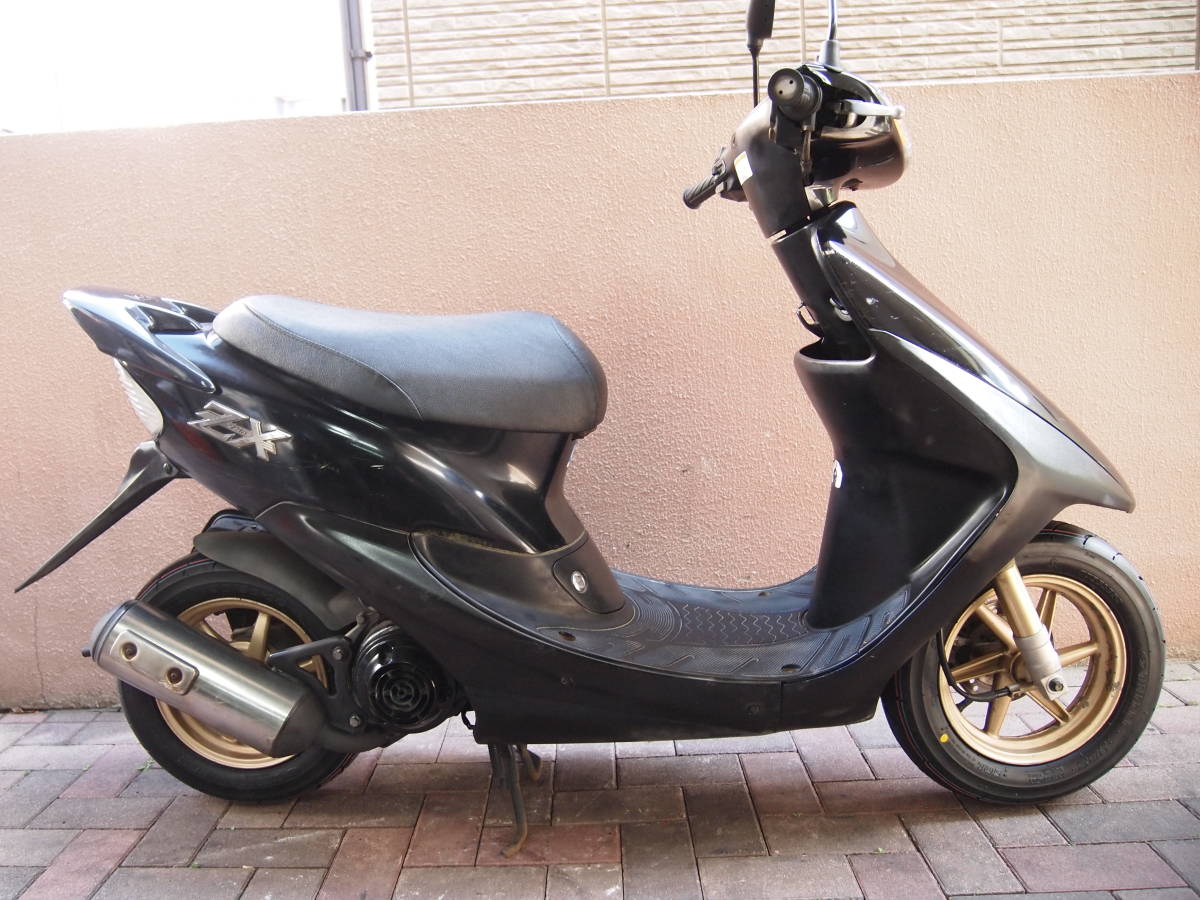 バイク屋出品！ライブDIO－ZX！綺麗！前後タイヤ交換！すぐ乗れ