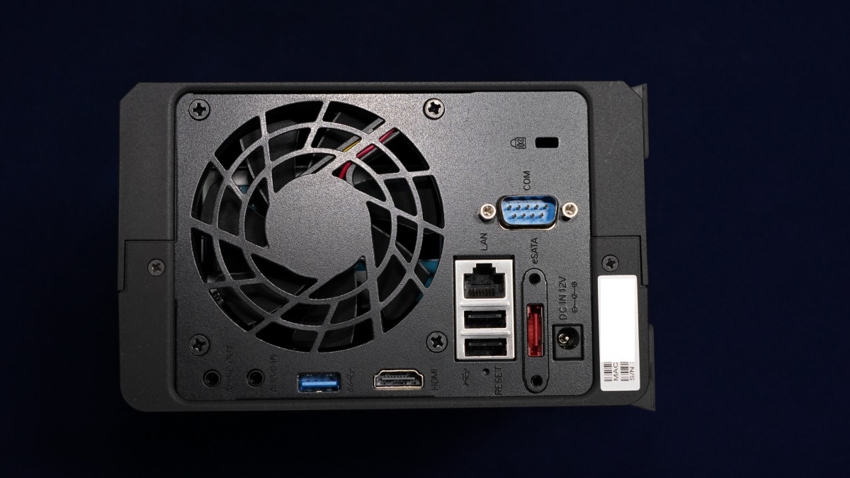 送料無料☆中古☆Synology Network Video Recorder NVR1218 (動作確認