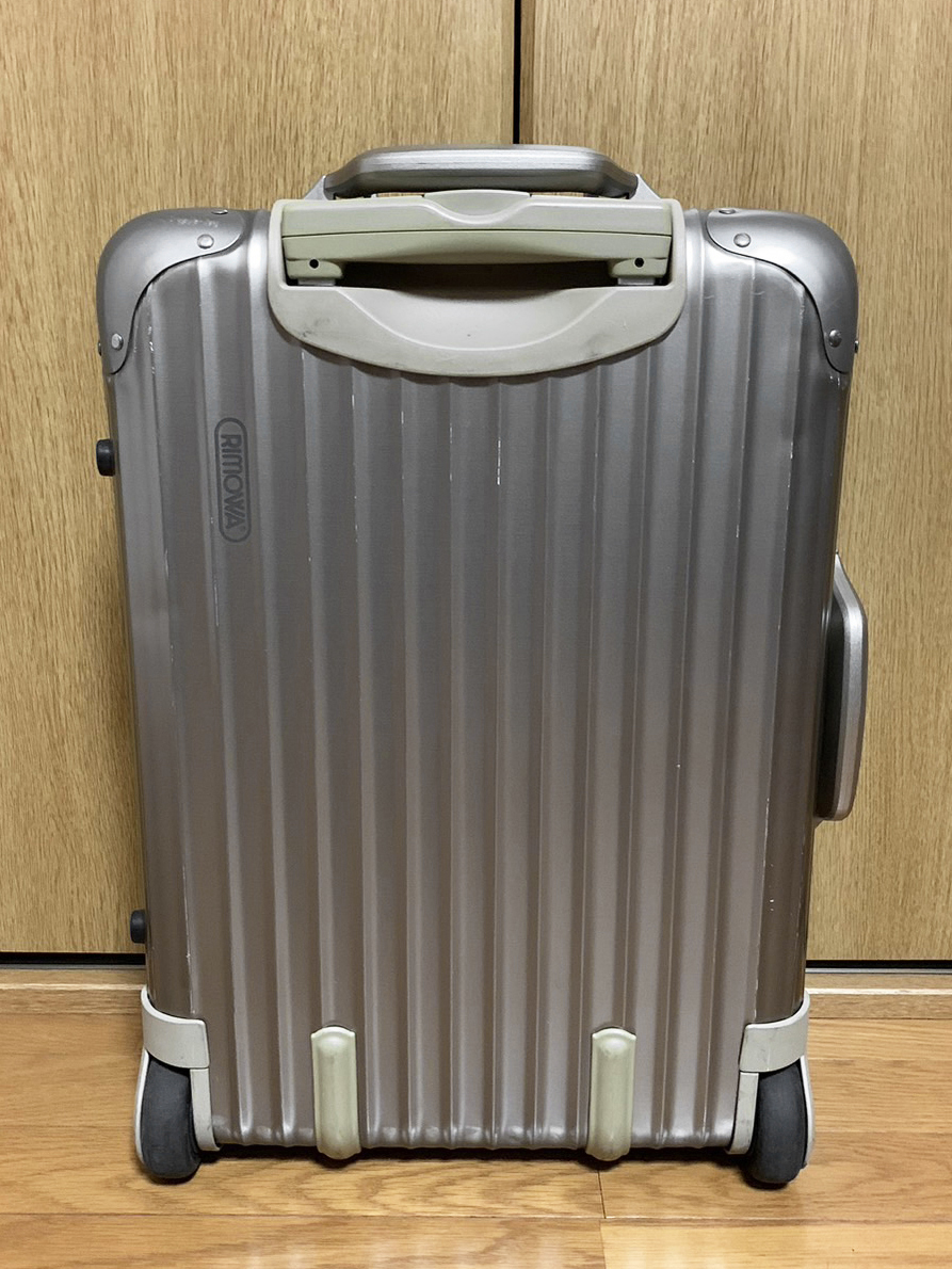 RIMOWA TOPAS TITANIUM リモワ トパーズ チタニウム 32L 2輪 スーツ