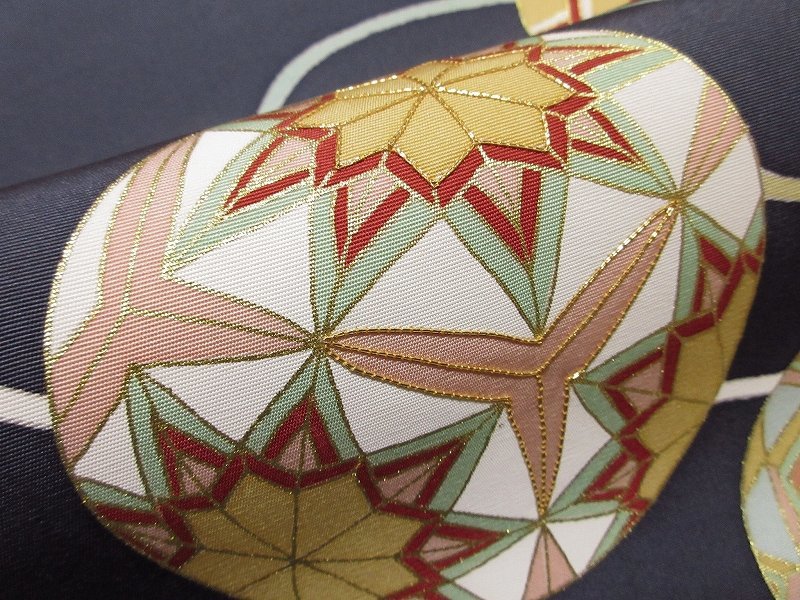 ドークブア□塩瀬九寸開き名古屋帯 金彩駒刺繍 毬 藍鉄 未使用 極上の