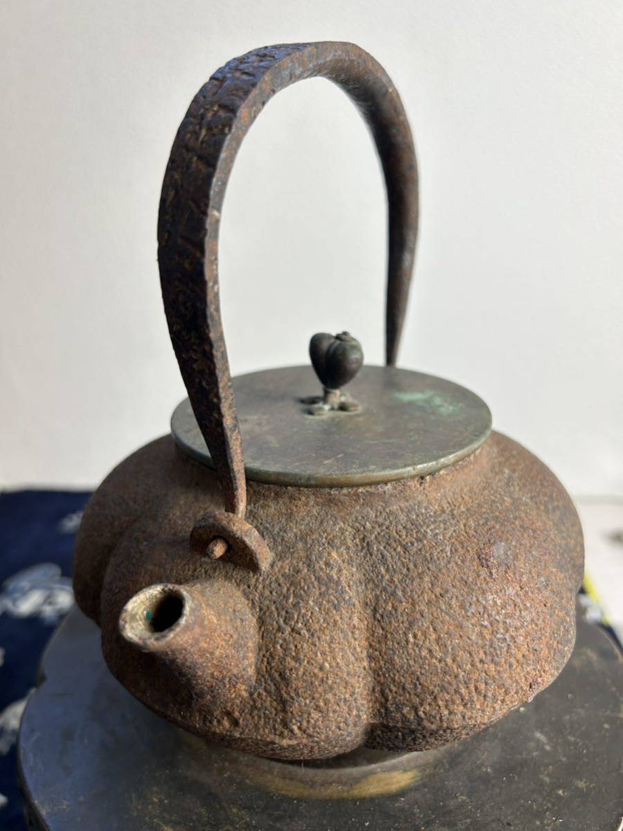 龍文堂 造 鉄瓶 南瓜型 鉄瓶 龍文堂 銅蓋在銘 彫り持ち手
