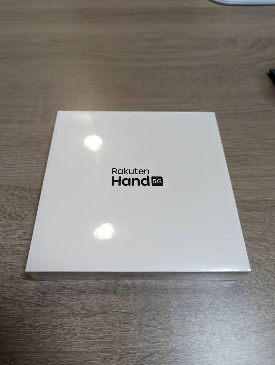 楽天ハンド 5G Rakuten Hand 5G　クリムゾンレッド　P780