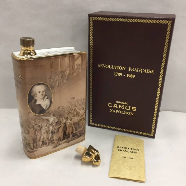 G1005(052)-429/MY3000 酒 CAMUS NAPOLEON COGNAC BOOK / 箱付き